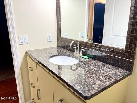 Tiny photo for 2432 Morningdew Boulevard, Maumee, OH 43537 (MLS # 10008146)