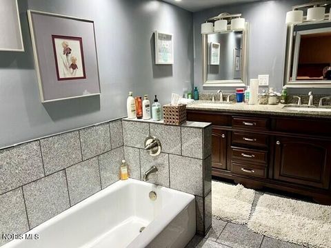 Tiny photo for 2432 Morningdew Boulevard, Maumee, OH 43537 (MLS # 10008146)