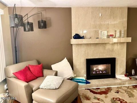 Tiny photo for 2432 Morningdew Boulevard, Maumee, OH 43537 (MLS # 10008146)