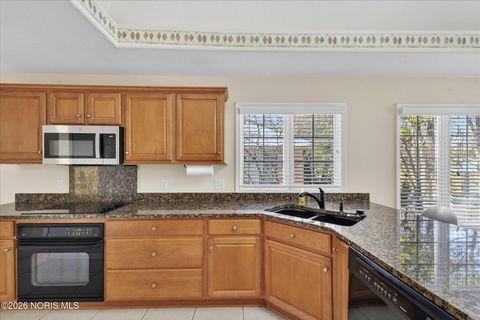 Tiny photo for 6934 Cedar Creek Lane, Toledo, OH 43617 (MLS # 10003418)