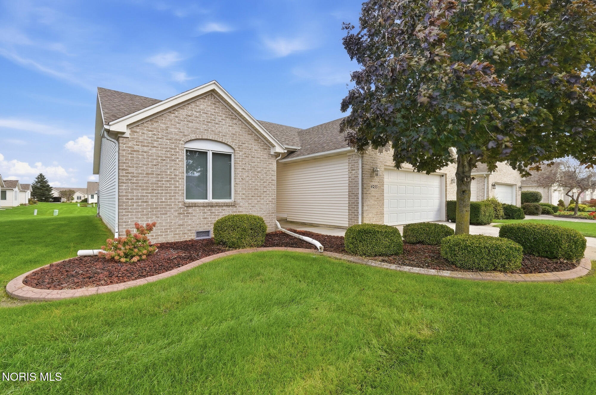 4255 W Waterbend Drive
