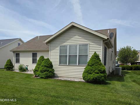 Tiny photo for 26380 Whitewater Drive, Perrysburg, OH 43551 (MLS # 10008956)