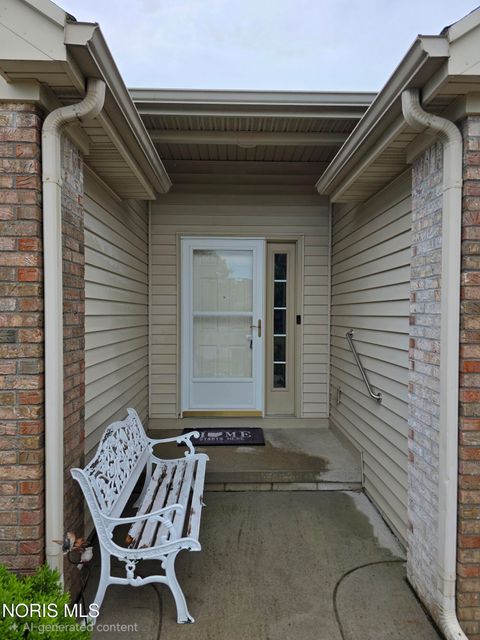 Tiny photo for 26380 Whitewater Drive, Perrysburg, OH 43551 (MLS # 10008956)