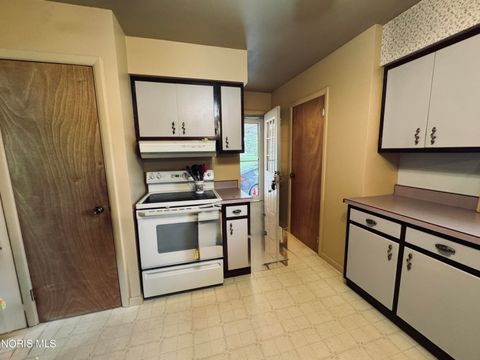 Tiny photo for 19270 W State Route 105, Elmore, OH 43416 (MLS # 10007403)