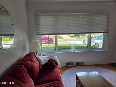 Tiny photo for 5921 Murnen Road, Toledo, OH 43623 (MLS # 10009272)