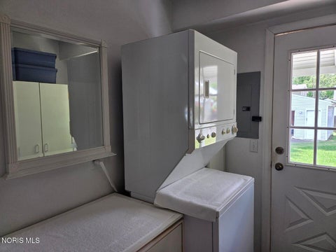 Tiny photo for 5921 Murnen Road, Toledo, OH 43623 (MLS # 10009272)