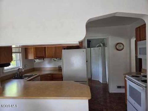 Tiny photo for 5921 Murnen Road, Toledo, OH 43623 (MLS # 10009272)