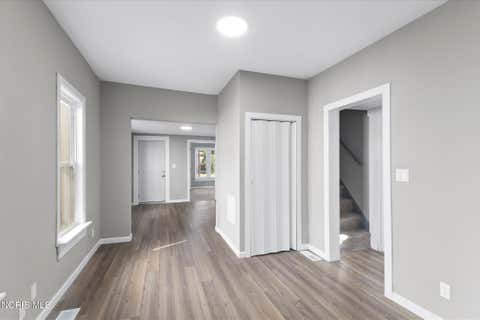 Tiny photo for 1204 Navarre Avenue, Toledo, OH 43605 (MLS # 10011201)