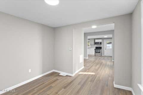 Tiny photo for 1204 Navarre Avenue, Toledo, OH 43605 (MLS # 10011201)