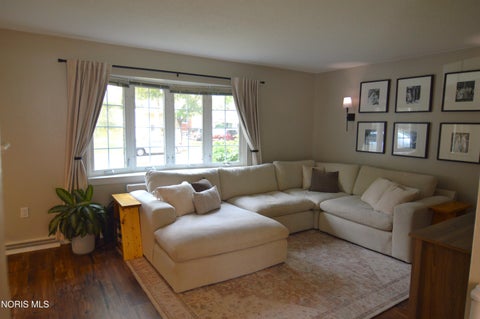 Tiny photo for 2521 Edgebrook Drive, Toledo, OH 43613 (MLS # 10013483)