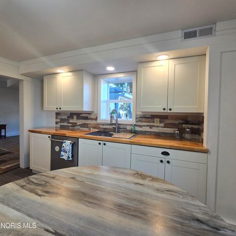 Tiny photo for 503 Appian Avenue, Napoleon, OH 43545 (MLS # 10004237)