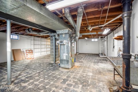 Tiny photo for 4851 Luann Avenue, Toledo, OH 43623 (MLS # 10003029)