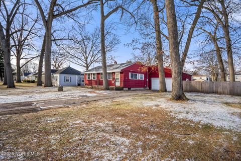 Tiny photo for 4851 Luann Avenue, Toledo, OH 43623 (MLS # 10003029)