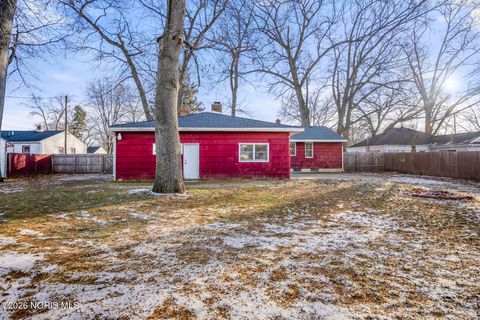 Tiny photo for 4851 Luann Avenue, Toledo, OH 43623 (MLS # 10003029)