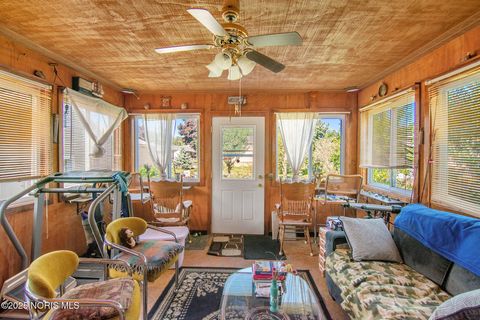Tiny photo for 2809 Starr Avenue, Oregon, OH 43616 (MLS # 10000257)