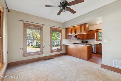 Tiny photo for 5470 Douglas Road, Toledo, OH 43613 (MLS # 10000495)