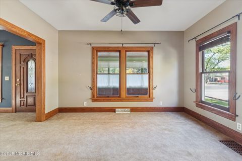 Tiny photo for 5470 Douglas Road, Toledo, OH 43613 (MLS # 10000495)
