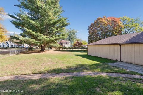 Tiny photo for 5470 Douglas Road, Toledo, OH 43613 (MLS # 10000495)