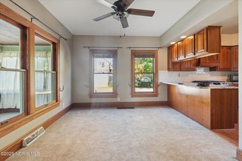 Tiny photo for 5470 Douglas Road, Toledo, OH 43613 (MLS # 10000495)