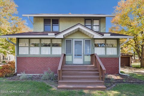 Tiny photo for 5470 Douglas Road, Toledo, OH 43613 (MLS # 10000495)