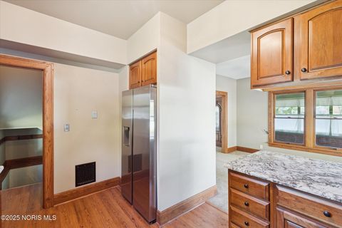 Tiny photo for 5470 Douglas Road, Toledo, OH 43613 (MLS # 10000495)