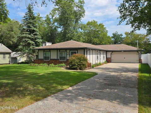 Photo of 4550 Sadalia Road, Toledo, OH 43623 (MLS # 10012823)