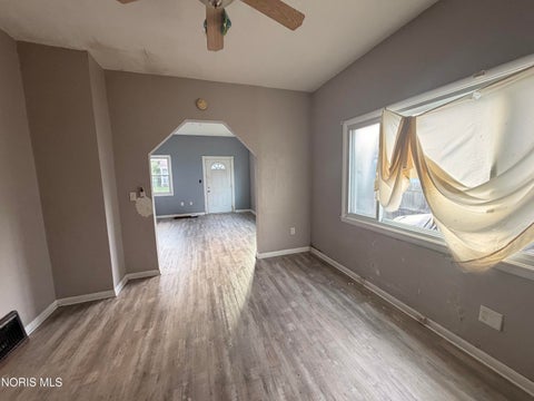 Tiny photo for 611 Oswald Street, Toledo, OH 43605 (MLS # 10014016)