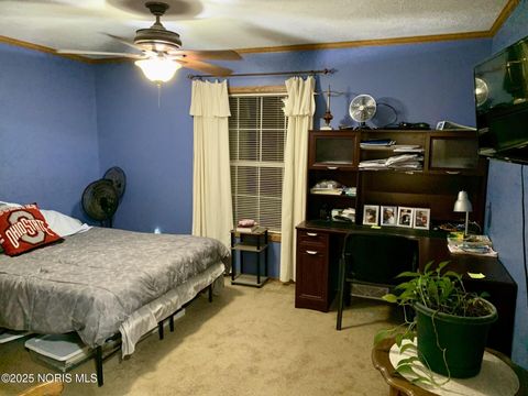 Tiny photo for 27800 E Broadway Street, Walbridge, OH 43465 (MLS # 10001976)