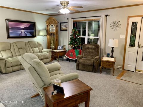 Tiny photo for 27800 E Broadway Street, Walbridge, OH 43465 (MLS # 10001976)