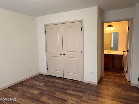 Tiny photo for 5733 Aurora Place # 30, Sylvania, OH 43560 (MLS # 10005213)