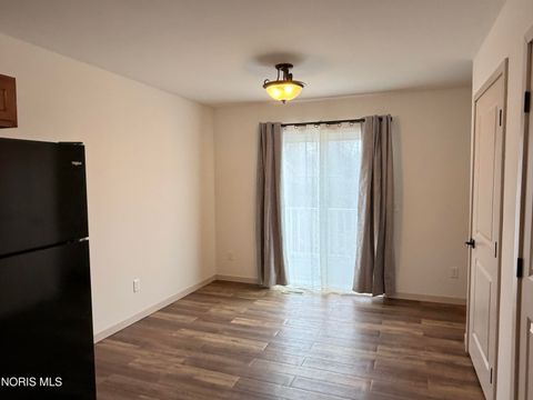 Tiny photo for 5733 Aurora Place # 30, Sylvania, OH 43560 (MLS # 10005213)