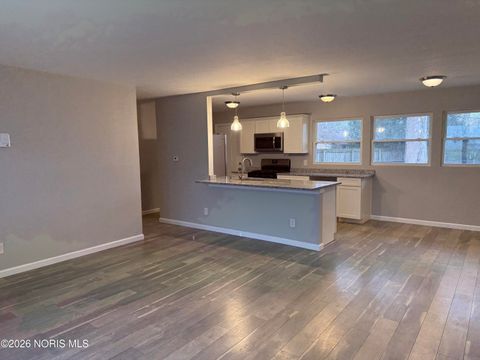 Tiny photo for 3234 Elmview Drive, Toledo, OH 43613 (MLS # 10002770)