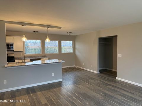 Tiny photo for 3234 Elmview Drive, Toledo, OH 43613 (MLS # 10002770)