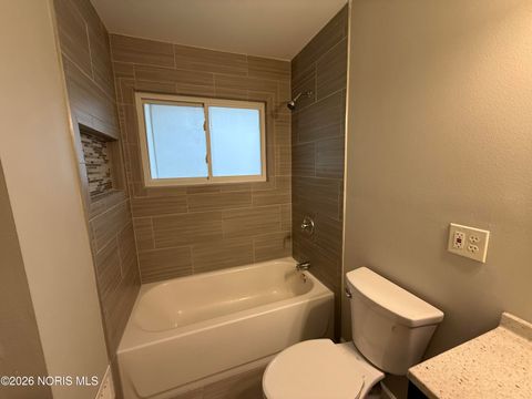 Tiny photo for 3234 Elmview Drive, Toledo, OH 43613 (MLS # 10002770)