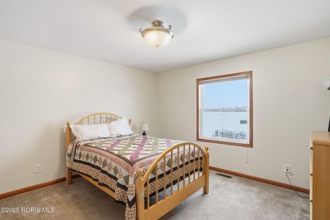 Tiny photo for 1405 Fairway Drive, Fostoria, OH 44830 (MLS # 10002013)