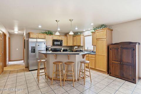 Tiny photo for 1405 Fairway Drive, Fostoria, OH 44830 (MLS # 10002013)