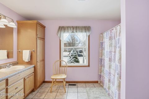 Tiny photo for 1405 Fairway Drive, Fostoria, OH 44830 (MLS # 10002013)