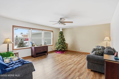 Tiny photo for 1405 Fairway Drive, Fostoria, OH 44830 (MLS # 10002013)