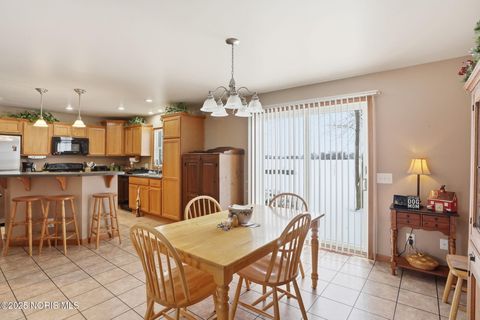 Tiny photo for 1405 Fairway Drive, Fostoria, OH 44830 (MLS # 10002013)