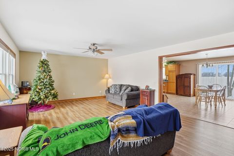 Tiny photo for 1405 Fairway Drive, Fostoria, OH 44830 (MLS # 10002013)