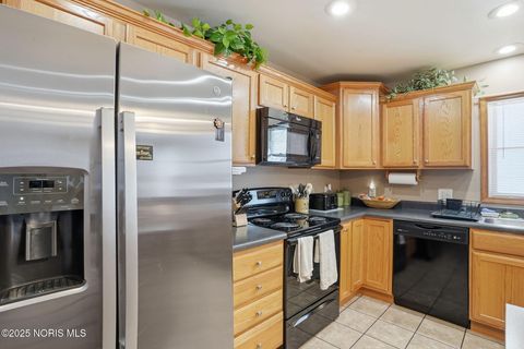 Tiny photo for 1405 Fairway Drive, Fostoria, OH 44830 (MLS # 10002013)