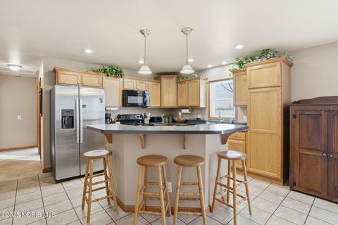 Tiny photo for 1405 Fairway Drive, Fostoria, OH 44830 (MLS # 10002013)