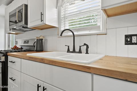 Tiny photo for 3725 Eber Road, Monclova, OH 43542 (MLS # 10005980)