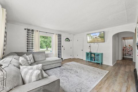 Tiny photo for 3725 Eber Road, Monclova, OH 43542 (MLS # 10005980)