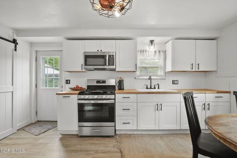 Tiny photo for 3725 Eber Road, Monclova, OH 43542 (MLS # 10005980)