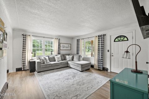 Tiny photo for 3725 Eber Road, Monclova, OH 43542 (MLS # 10005980)