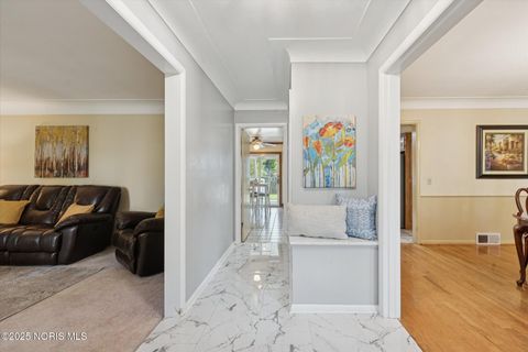 Tiny photo for 3447 Kingsgate Road, Toledo, OH 43606 (MLS # 10000166)