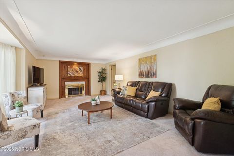 Tiny photo for 3447 Kingsgate Road, Toledo, OH 43606 (MLS # 10000166)