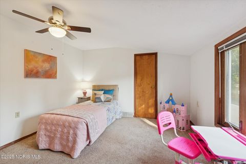 Tiny photo for 3447 Kingsgate Road, Toledo, OH 43606 (MLS # 10000166)