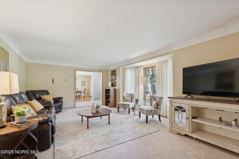 Tiny photo for 3447 Kingsgate Road, Toledo, OH 43606 (MLS # 10000166)